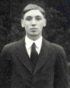 Hugh Badger (Prefects 1939).